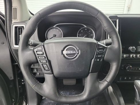 Used 2026 Nissan Frontier SV w/ SV Convenience Package RWD image 24