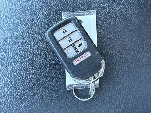Used 2022 Honda CR-V Touring image 34