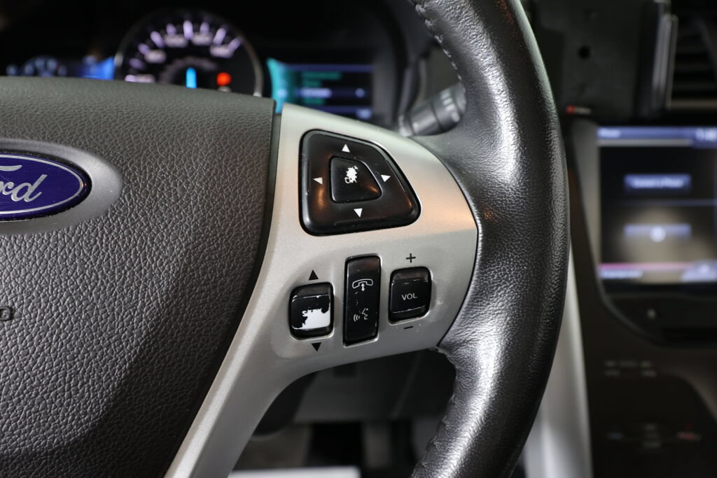 Used 2013 Ford Edge SEL AWD/4WD image 34