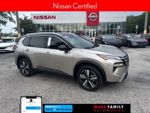 Certified 2025 Nissan Rogue SL w/ SL Premium Package FWD image 1