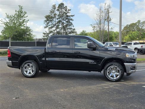New 2026 RAM 1500 Big Horn AWD/4WD image 4