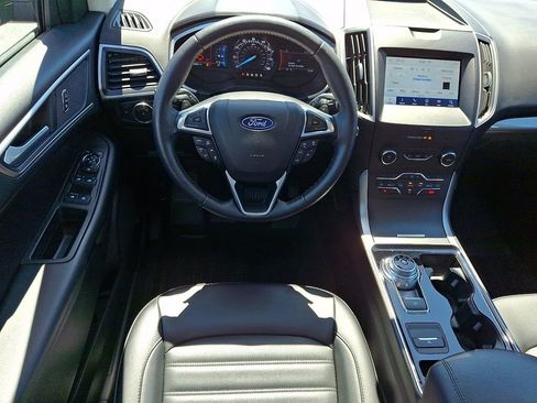 Certified 2020 Ford Edge SEL w/ Convenience Package AWD/4WD image 11