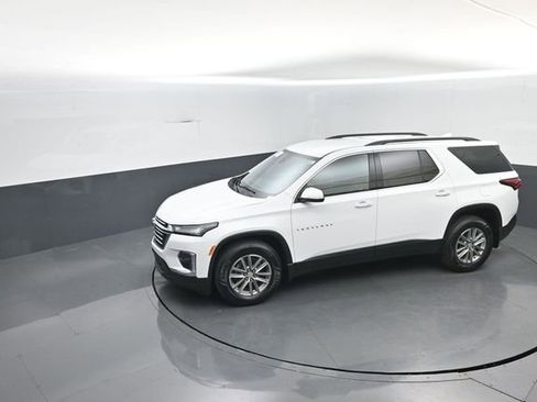 Used 2023 Chevrolet Traverse LT w/ LPO, Floor Liner Package image 28