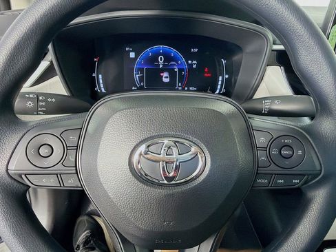 New 2026 Toyota Corolla LE FWD image 15