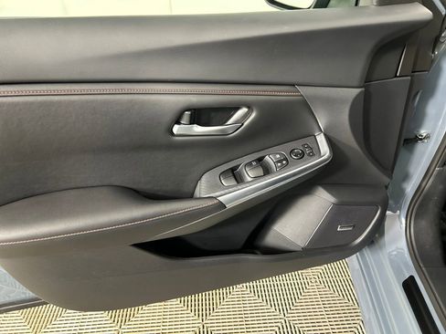 Certified 2024 Nissan Sentra SR w/ SR Premium Package image 20