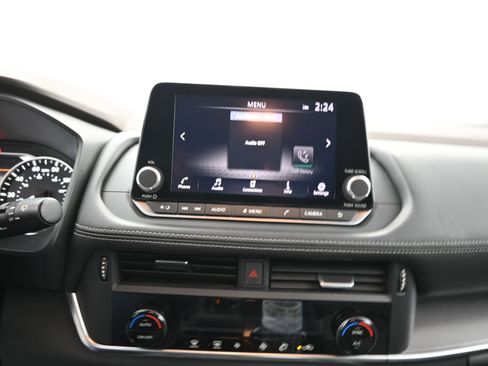 Certified 2023 Nissan Rogue SV image 12