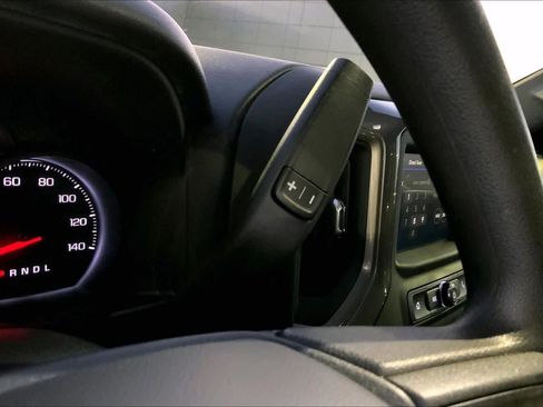 Used 2022 Chevrolet Silverado 1500 Custom image 15
