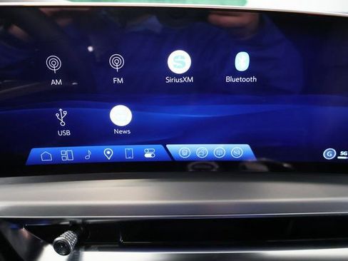 New 2026 Cadillac Lyriq Signature Luxury image 20