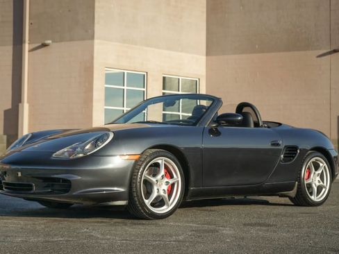 Used 2004 Porsche Boxster S image 4
