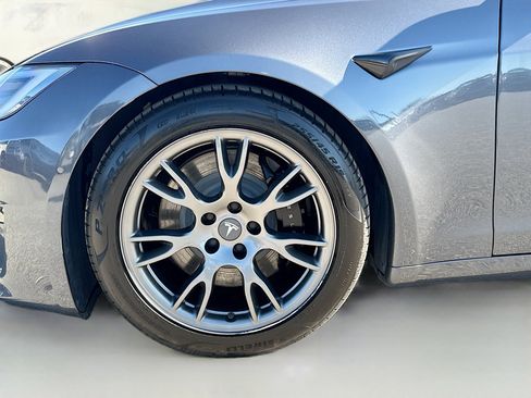 Used 2022 Tesla Model S Plaid image 43