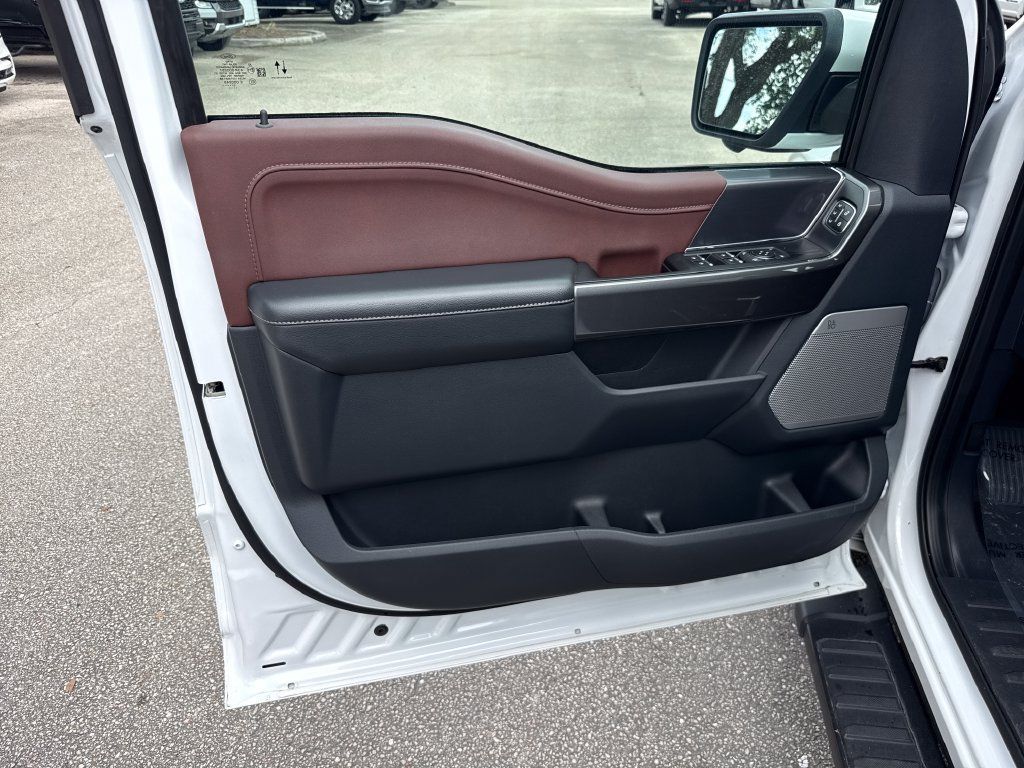 Used 2021 Ford F150 Lariat AWD/4WD image 9