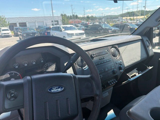 Used 2016 Ford F350 XL w/ Power Equipment Group AWD/4WD image 5