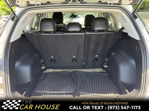 Used 2020 Jeep Compass Latitude w/ Cold Weather Group AWD/4WD image 14
