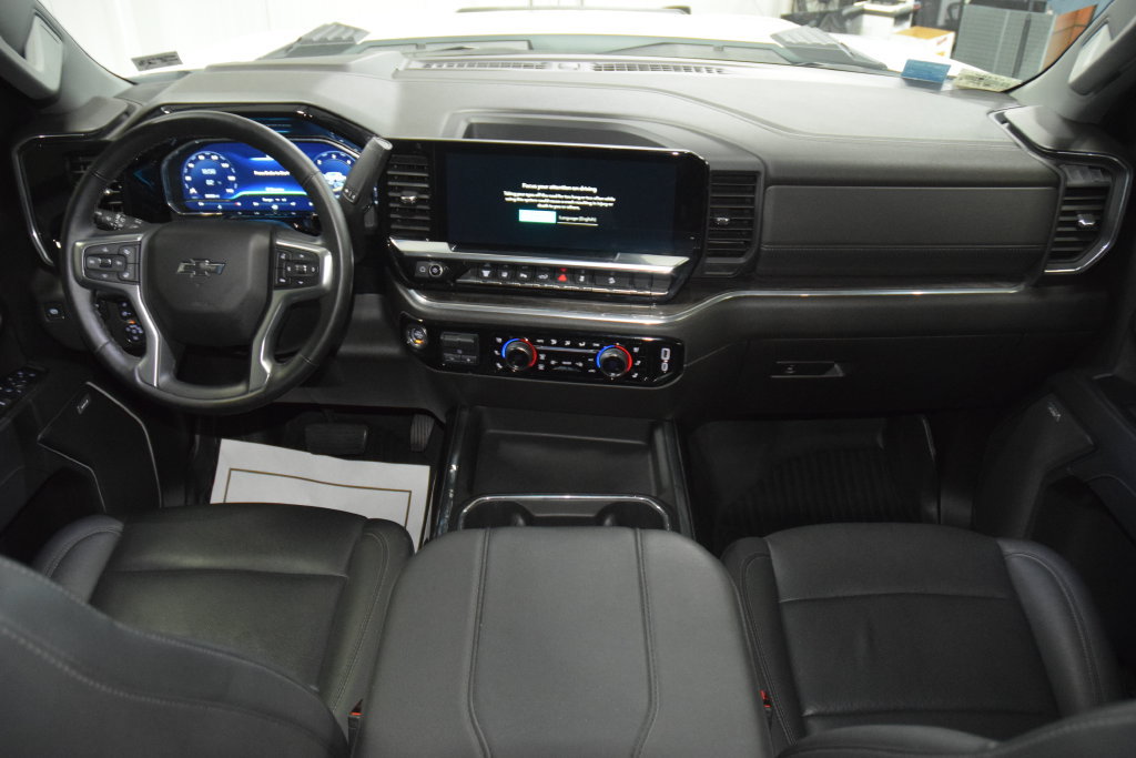 Used 2025 Chevrolet Silverado 2500 LTZ w/ Trail Boss Package AWD/4WD image 33