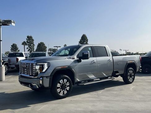 New 2026 GMC Sierra 3500 Denali w/ Denali Reserve Package image 8