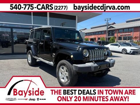 Used 2016 Jeep Wrangler Unlimited Sahara w/ Connectivity Group AWD/4WD image 1