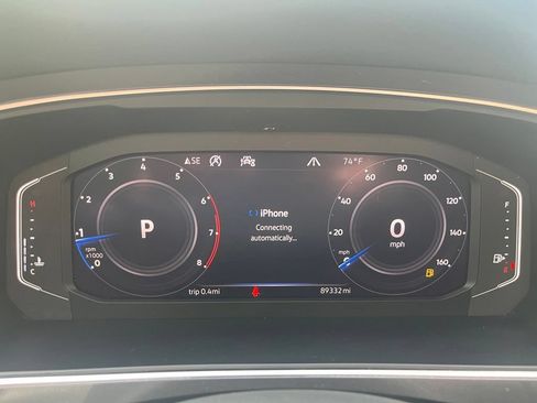 Used 2020 Volkswagen Tiguan SEL AWD/4WD image 22