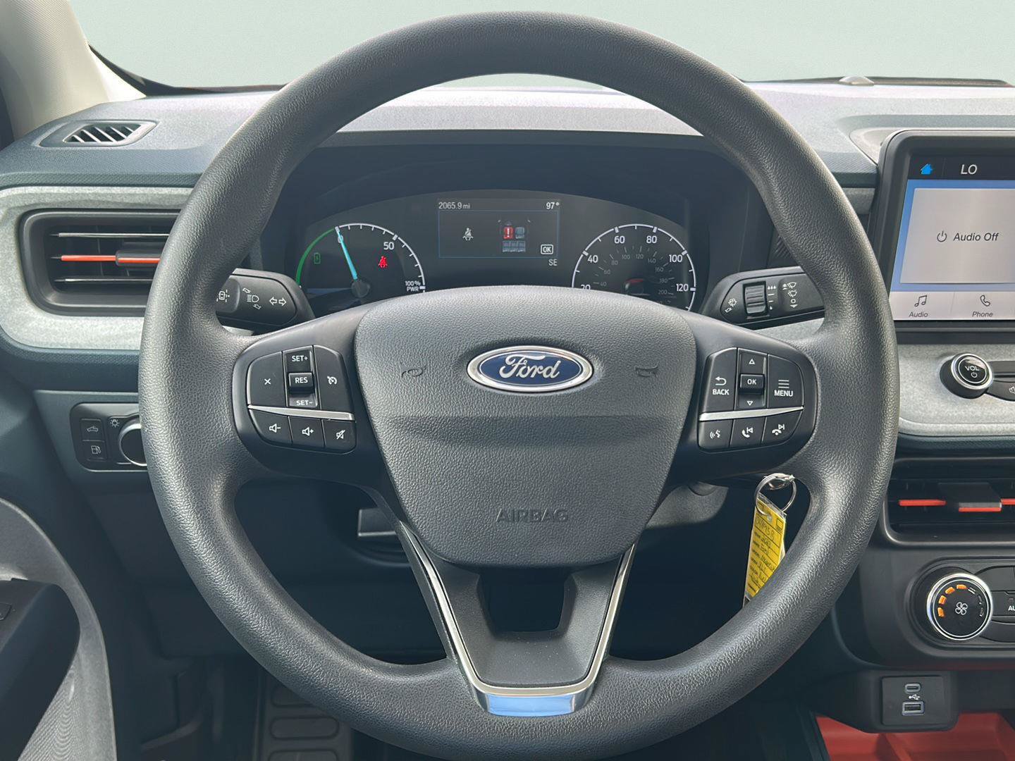 Used 2023 Ford Maverick XLT FWD image 10