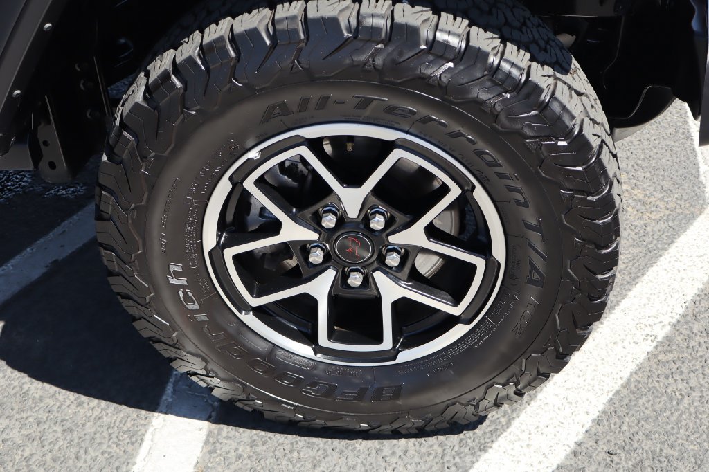 Certified 2025 Jeep Wrangler Unlimited Rubicon AWD/4WD image 10