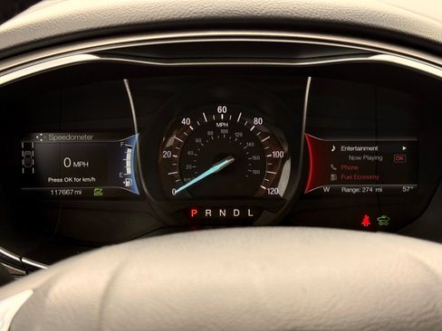 Used 2018 Ford Fusion SE w/ Equipment Group 602A FWD image 29