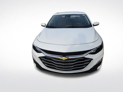 Used 2024 Chevrolet Malibu LS image 4