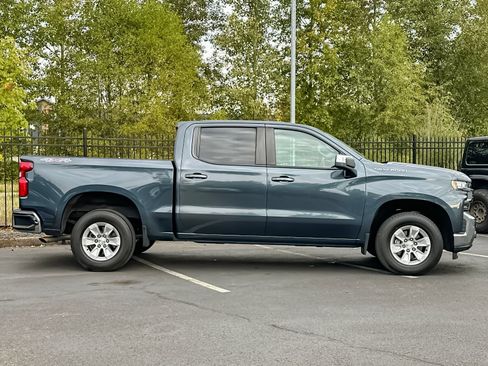 Used 2020 Chevrolet Silverado 1500 LT w/ All-Star Edition AWD/4WD image 2