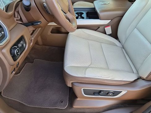 Used 2021 RAM 1500 Laramie image 32