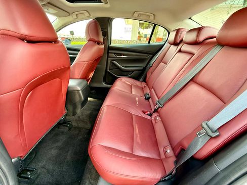 Used 2024 MAZDA MAZDA3 s image 37