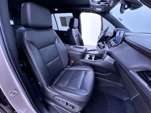 Used 2021 Chevrolet Tahoe LT w/ LT Signature Package AWD/4WD image 36