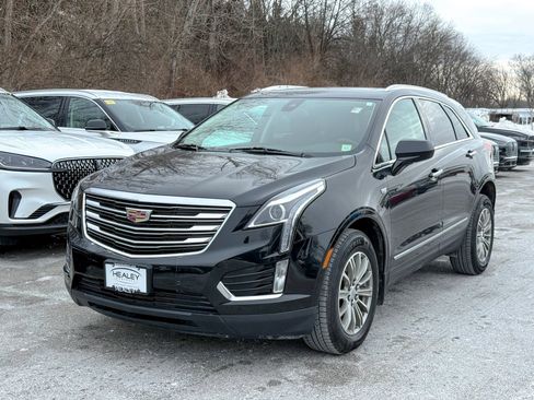 Used 2018 Cadillac XT5 Luxury w/ Driver Awareness Package image 3