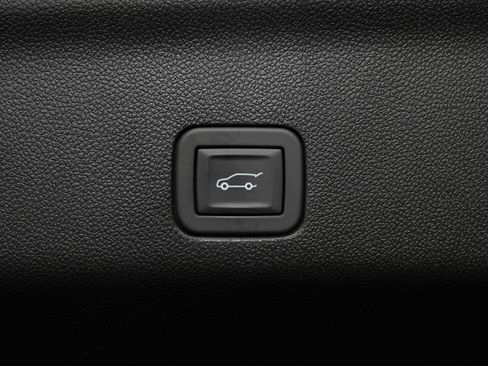 Used 2026 GMC Yukon Denali Ultimate image 14