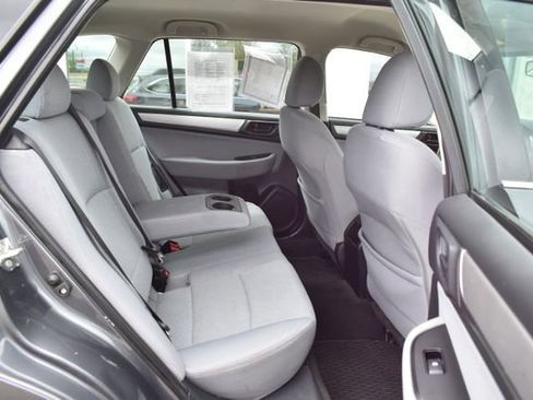 Used 2018 Subaru Outback 2.5i AWD/4WD image 37
