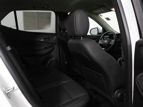 Used 2024 Buick Encore GX Sport Touring image 36