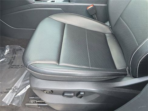 Used 2022 Volkswagen Atlas SE w/ Black Wheel Package image 16