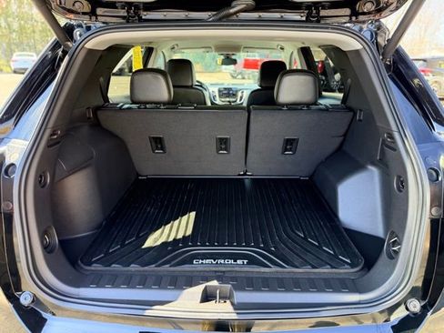 Used 2023 Chevrolet Equinox Premier image 26