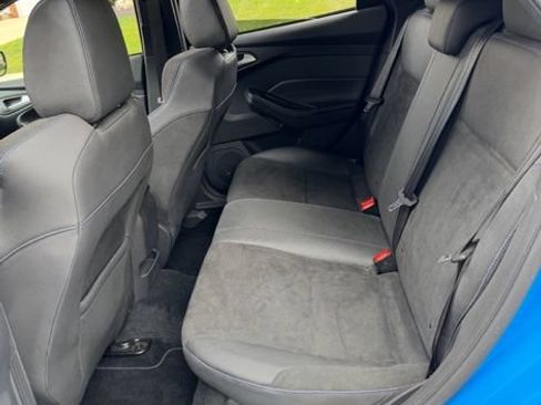 Used 2017 Ford Focus RS AWD/4WD image 10