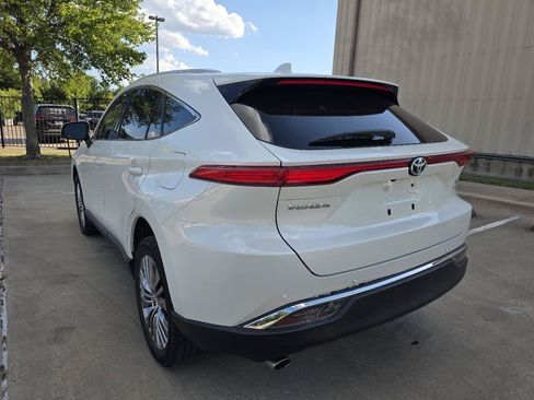 Used 2022 Toyota Venza XLE AWD/4WD image 35
