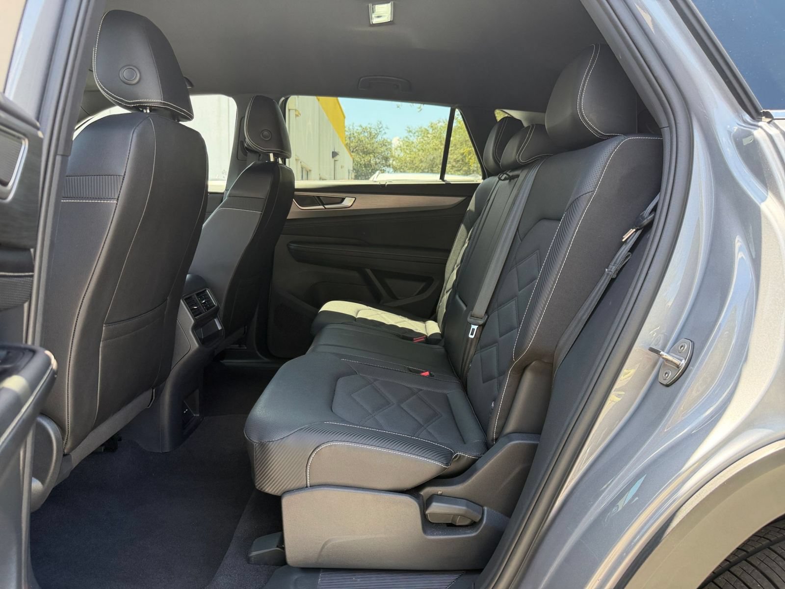 Used 2026 Volkswagen Atlas Cross Sport SE AWD/4WD image 26
