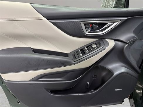 Certified 2023 Subaru Forester Limited image 9