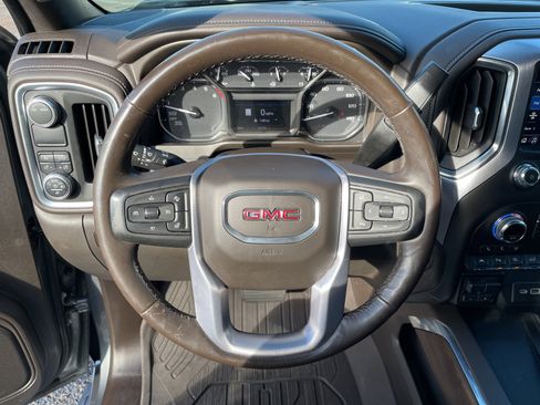 Used 2021 GMC Sierra 1500 SLT image 16