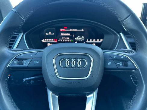 Used 2025 Audi Q5 2.0T Premium image 23