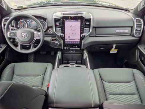 New 2025 RAM 1500 Big Horn image 27