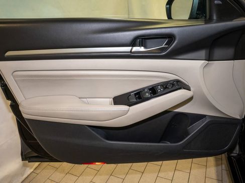 Used 2021 Nissan Altima 2.5 SL image 12