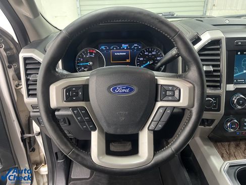 Used 2019 Ford F350 Lariat w/ Lariat Ultimate Package image 18