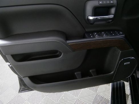 Used 2018 GMC Sierra 1500 Denali w/ Denali Ultimate Package image 13