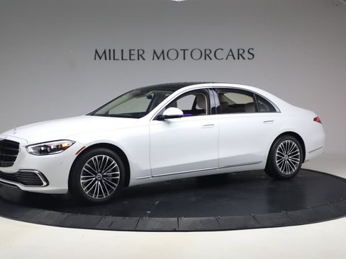 Used 2026 Mercedes-Benz S 580 4MATIC Sedan image 2