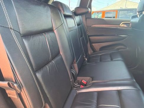 Used 2015 Jeep Grand Cherokee Limited AWD/4WD image 13
