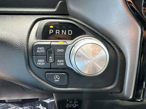 Used 2025 RAM 1500 Laramie AWD/4WD image 32