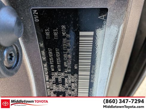 Certified 2024 Toyota Sienna XLE image 39