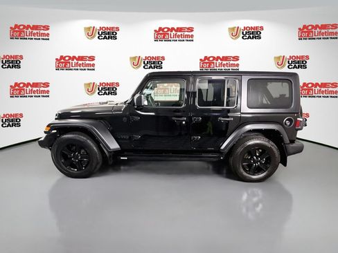 Used 2022 Jeep Wrangler Unlimited Sport AWD/4WD image 13